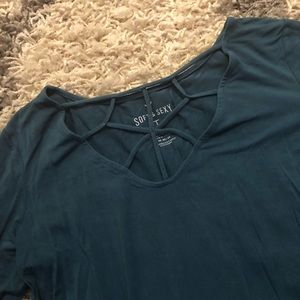 AE Soft & sexy long Sleeve w/ string neck